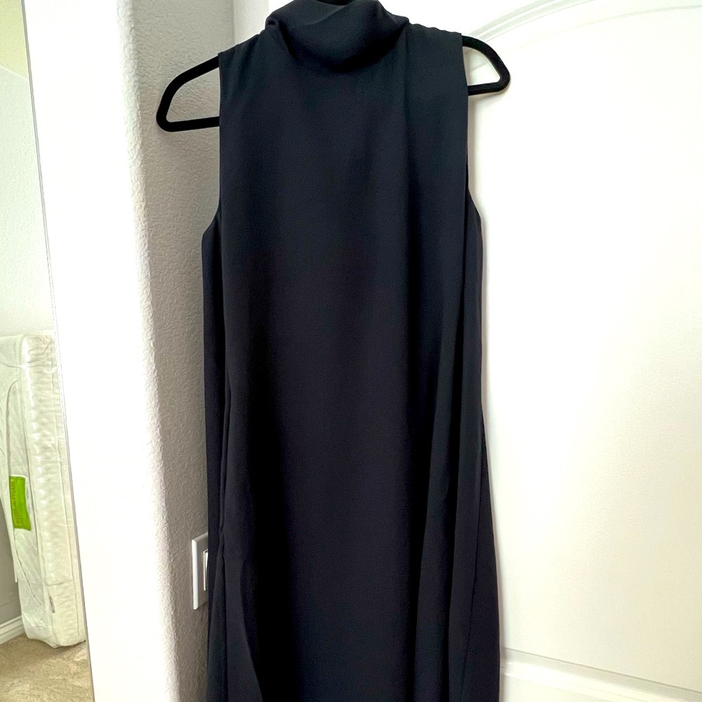 Cos dress with ribbon.